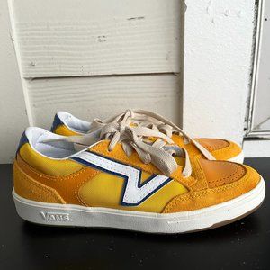 NWOT Vans Boy's Old Skool Yellow Shoes Sneakers Size 4.5 Style 721356